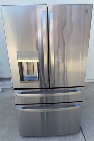 Refrigerator 1