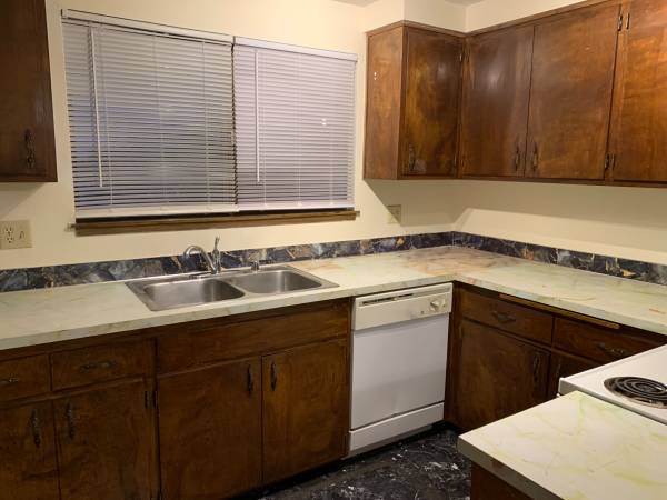 $1,300 / 2br - 1200ft2 - Townhouse Style Duplex for Rent (Cottage Grove)63977278970499123