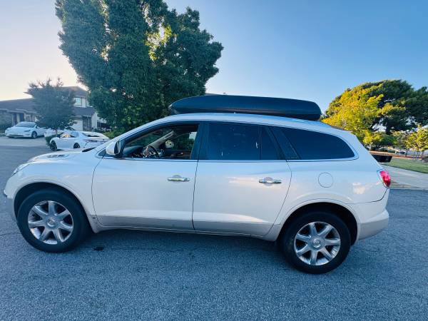 2010 Buick Enclave - $3,38663470894758017124