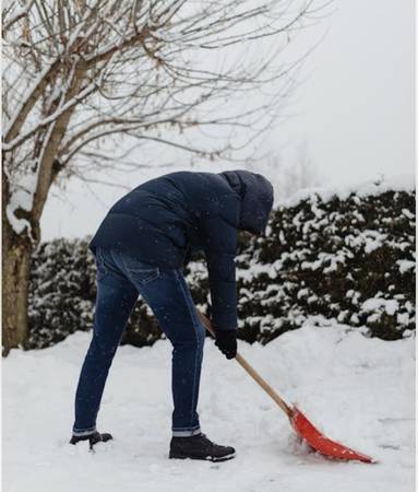 SNOW SHOVELING 1