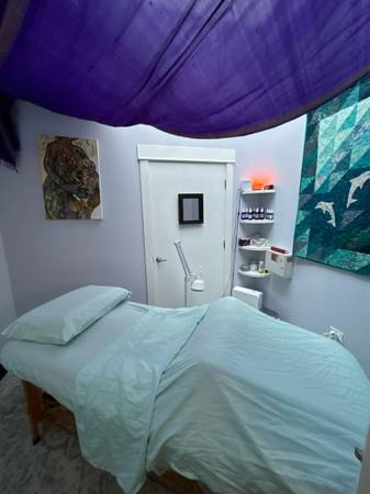 Shared Space for Acupuncture, Massage or any Healing Modality 1