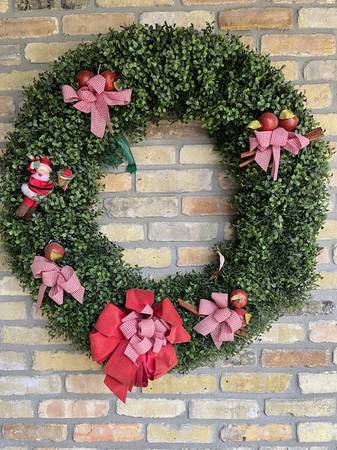 32" Christmas Wreath 1