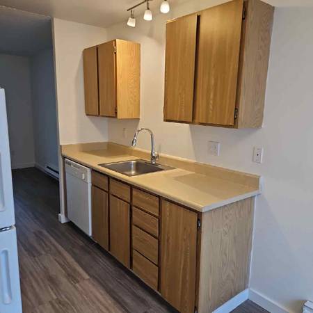 $2,286 / 2br - 900ft2 - Cuddle with your pets in our cozy 2 Bed / 1 Bath. Visit today! (Poulsbo)63808008235649123
