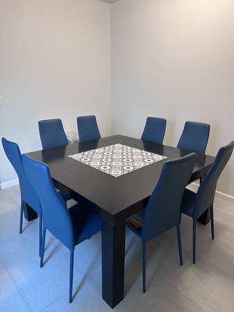 Dining Table with 8 chairs 1
