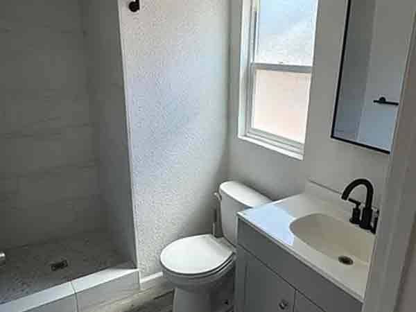 $575 / 1br - 1br, 1ba - House for rent (Fresno, CA)63798509159299123