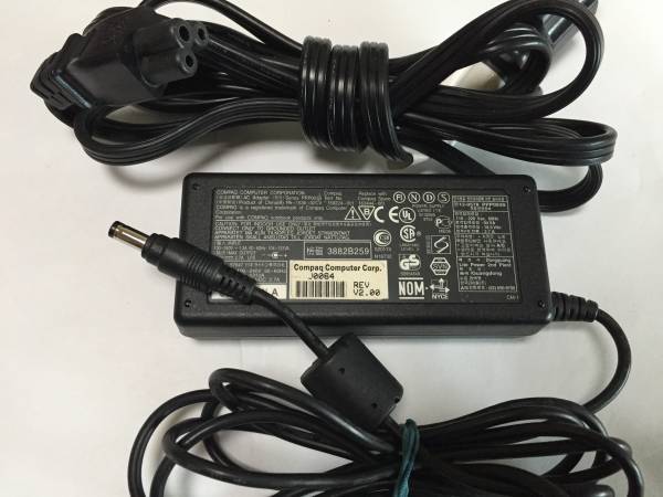 Like New / Genuine HP Compaq 18.5v Adapter #PPP003S 159224001 1
