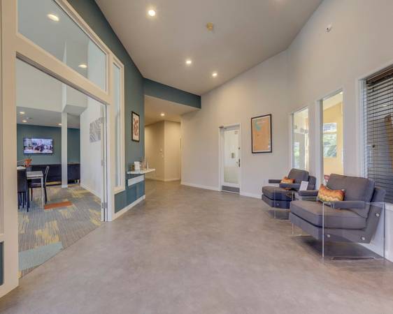 $1,791 / 1br - 680ft2 - 1/bd, Dishwasher, Indoor Jacuzzi (200 SW 5th Pl, Renton, WA)63944821966338123