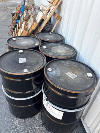 55 gallon steel drums 1