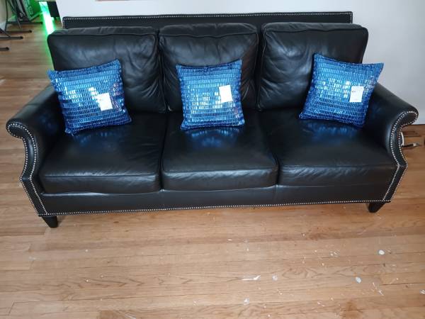 Bradington Young Sofa Genuine Leather USA $6800 retail Like New! 1