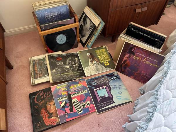 Vinyl Lot 1