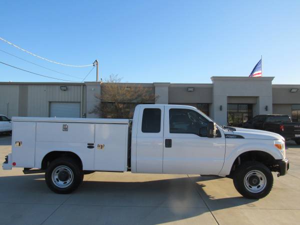 2016 FORD F250 SUPER DUTY SUPER CAB XL UTILITY BED - $21,995 (REPEAT AUTO SALES)63619519282691123
