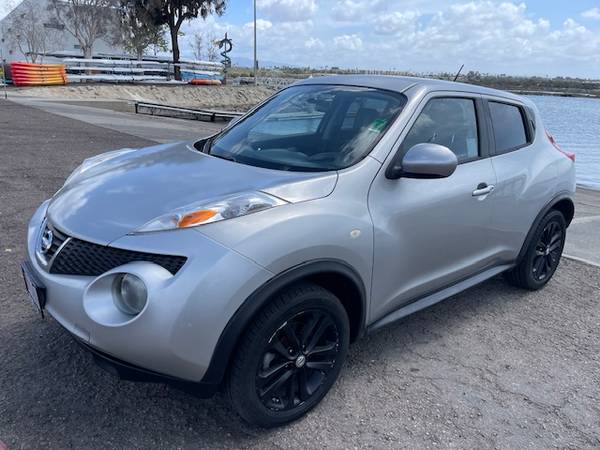 2012 Nissan Juke SL 4-door hatchback wagon "gas saver" - $4,500 (5 W 18th st. ste F National City)63470054204675122