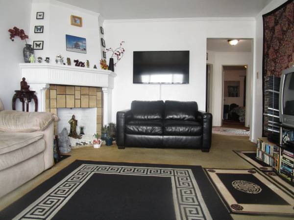 $1,000 / 1br - 132ft2 - $1000 Habitación Privada en Una Casa Tranquila en The Sunset. Beach GGP (sunset / parkside)63667941551235121