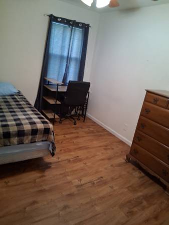 Room for Rent month to month $700.00 1