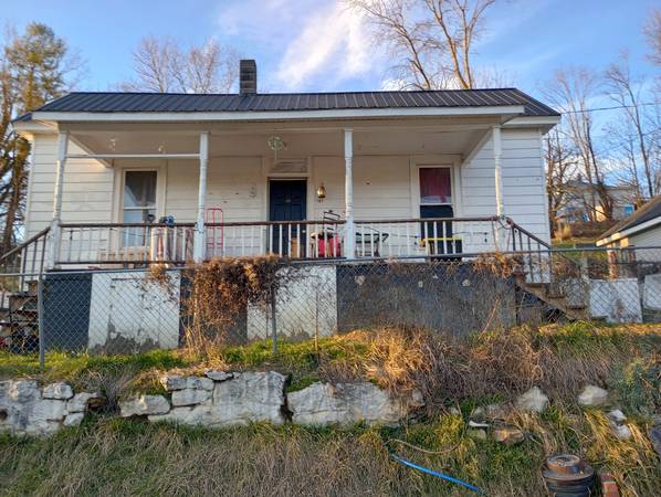 $35,000 / 2br - 0980ft2 - 2Bd. 1Ba For sale by owner Quit Deed (Bluefeild, Virginia)64316943855107120