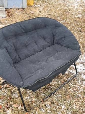 Foldable loveseat couch 1