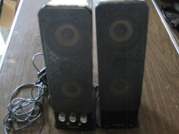 Creative GigaWorks T40 series II 1