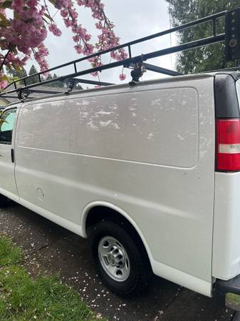 2014 Chevrolet express 3500 heavy - Photo 3