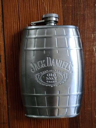 Jack Daniels Flask 1