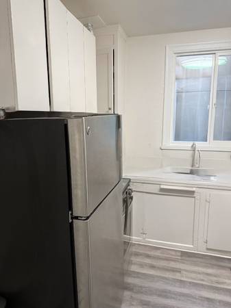 2 Bedroom 1 Bath less than 1 minute walk to UC Berkeley campus, 1