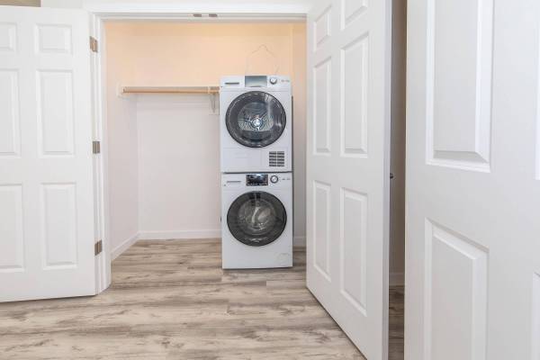 $2,270 / 1hab - 710ft2 - Techos de 9 pies, 1/hab, Ubicado en El Cerrito! (albany / el cerrito)64011484757634123