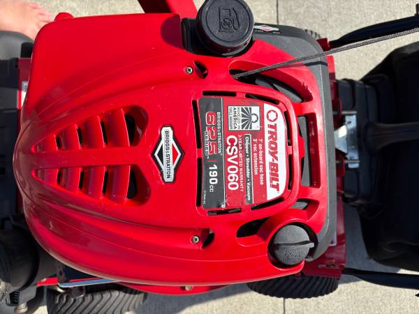 Leaf Vac/Chipper 1