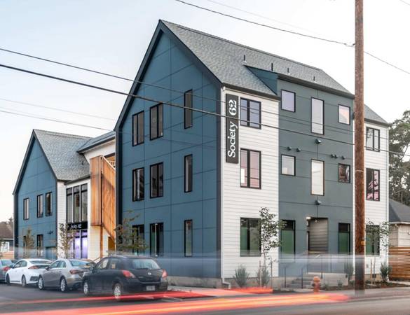 $700 / 1br - SPECIAL: 8 FREE WEEKS > Private 1 Bedroom w/ Shared Living Space (Rose City Park)64038884732802121
