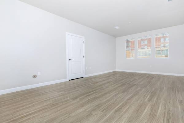 $1,761 / 1br - 809ft2 - Vida flexible con acabados modernos en un barrio accesible a pie 😊 (9425 Twenty Mile Rd, Parker, CO)63679424100225123