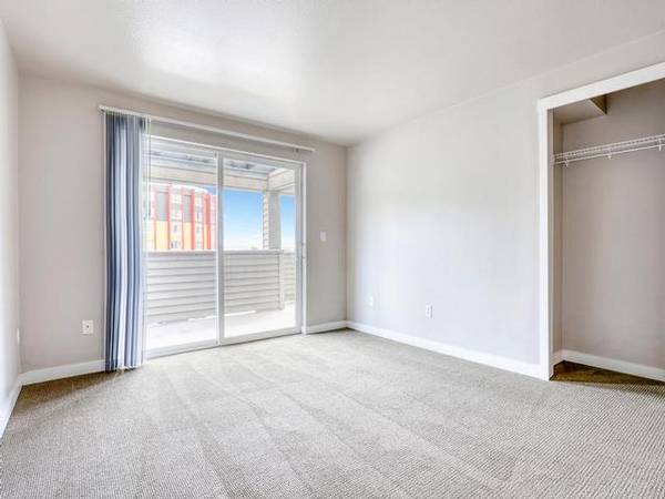 $2,800 / 2br - 935ft2 - Two Bedroom with Large Private Balcony | West Seattle | Great Location (West Seattle)63934550317699124