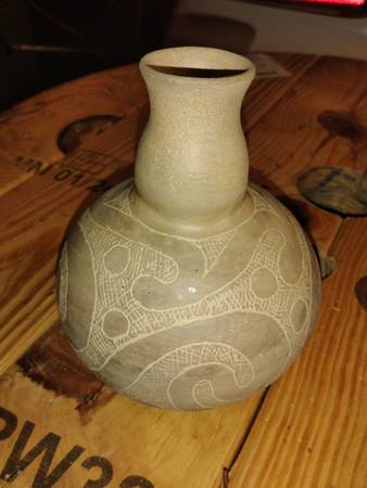 caddo engraved pottery water bottle replica 1