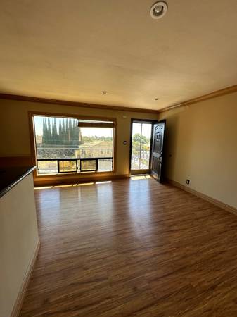 $1,695 / 1br - 600ft2 - NEW! LUXURY TUSCAN STYLE 1 BED Signal Hill/HABLAMOS ESPANOL (2499 e. 19th st signal hill ca 90755)63998153343363124
