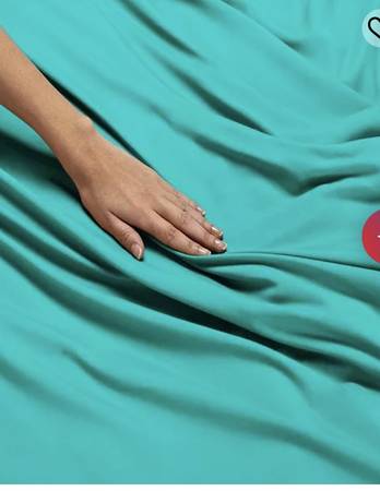 5 Pieces: Queen Full Bedding Set (Turquoise) a 2 Blackout Curtains 1