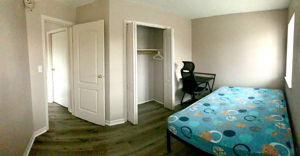 Private room for rent 1