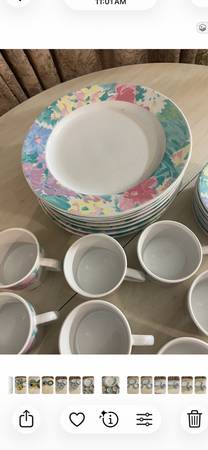 Rainbow Dinnerware Set 1