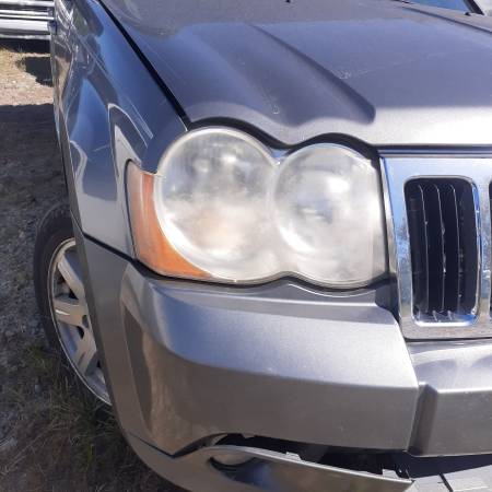07 Jeep Cherokee Limited Front Headlights 1