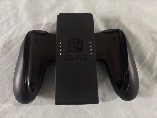 Nintendo Switch Joy Con Grip 1