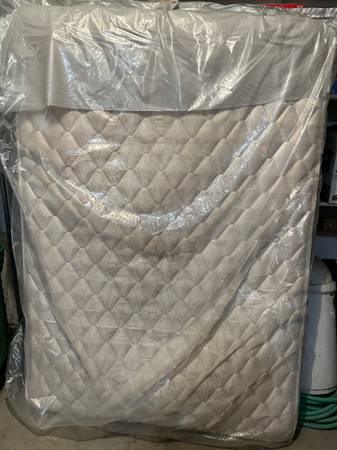 Full-size Mattress 1