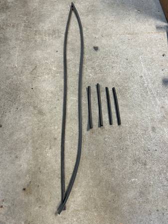 1984-1986 mustang svo body moldings 1