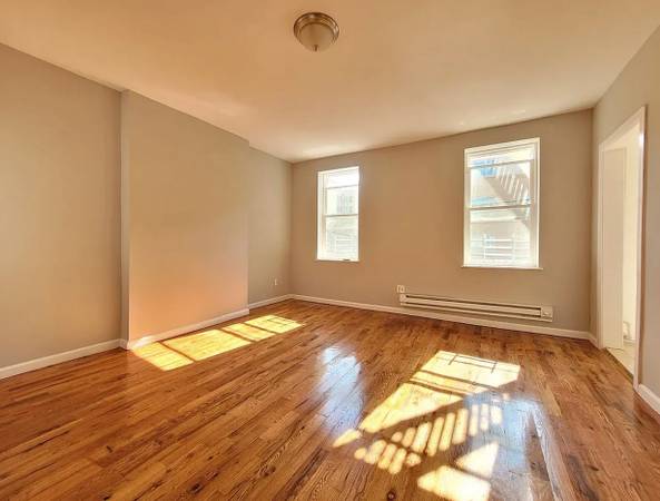 $1,500 / 2br - Spacious 2BR in Soundview (Bronx)63886543461377120