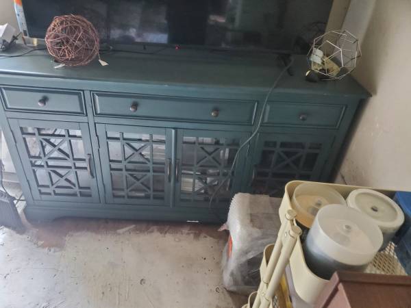 TV cabinet 1