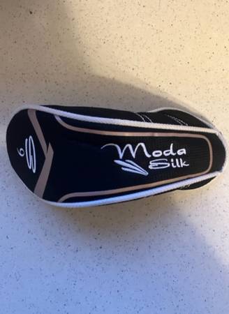 Moda Silk Tour Edge Gold Head Cover 1