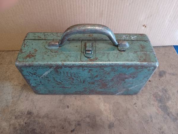 Vintage 40's Steel Tool Box 1