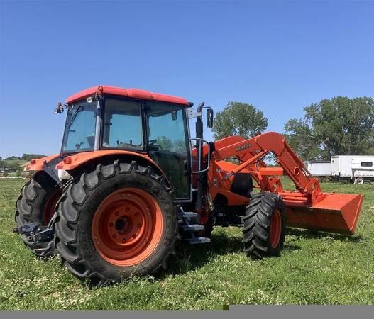 2010 KUBOTA M135X TRACTOR - $35,00062974823250691123