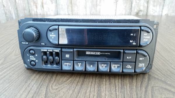 TESTED Excellent DAIMLER CHRYSLER Dodge Cassette Tape Player Radio OEM 1