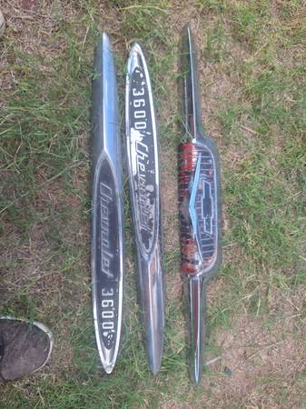1957 chevy truck emblems 1