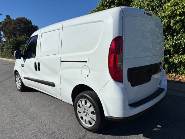 2015 RAM PROMASTER CITY TRADESMAN - Photo 9