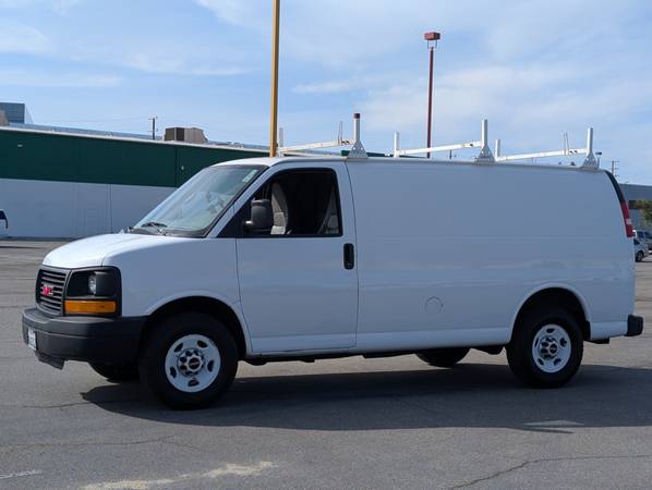 Camioneta GMC Savana 2500 2011 - $7,777 (FAM Vans Inc)63613112149763121