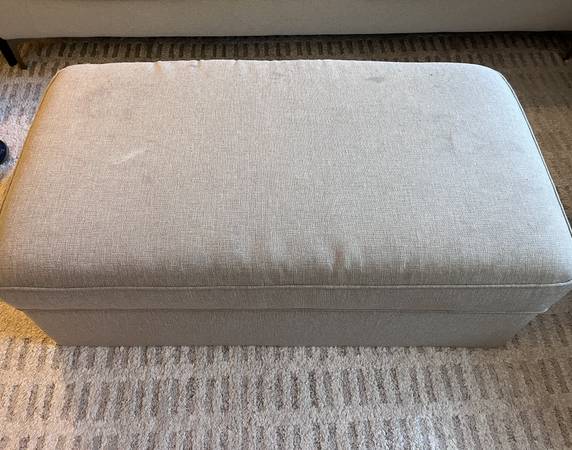 Free storage ottoman/coffee table 1