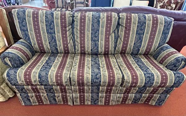 Burgundy Blue 3-cushion Sofa Couch 1