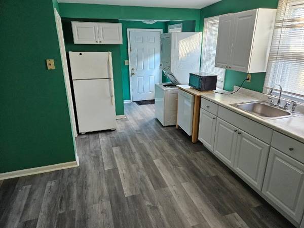 $1,750 / 2br - EXCELENTE UBICACIÓN - Apartamento de 2 dormitorios (New Haven)64010164709250124